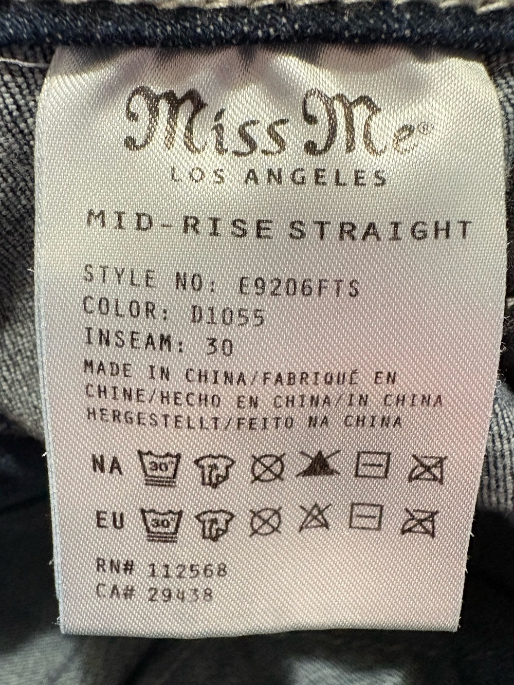 MISS ME | Mid-Rise Straight Stretch Dark Wash Jean 28 Horseshoe Cowboy Boots Hat - Picture 15 of 16